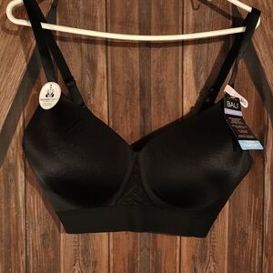 Bali Women's Elegant Black Bra 38D